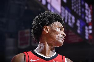 开云应用-一防有戏吗？阿门本赛季第9次单场至少2抢断2盖帽 联盟第5多