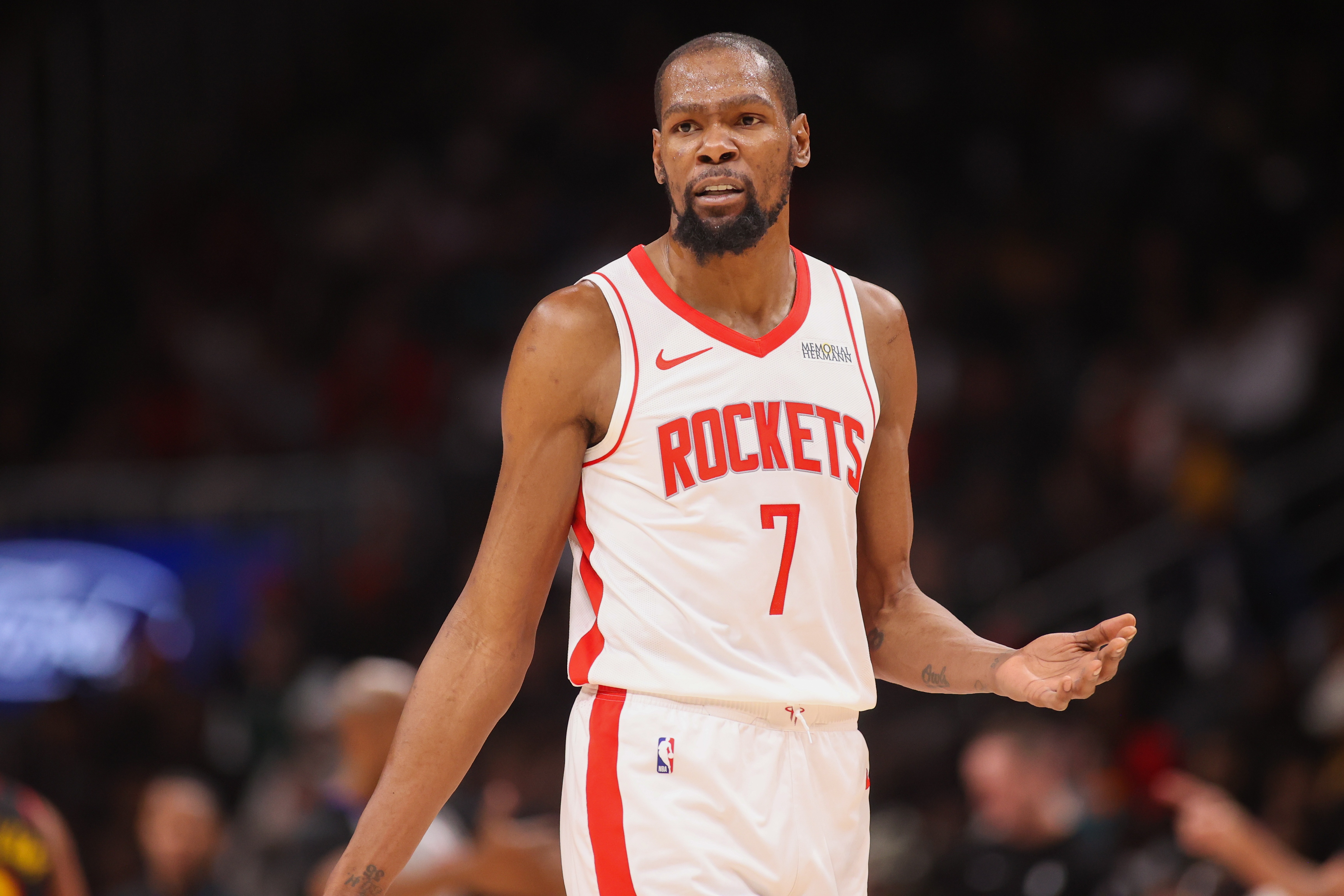 开云科技-网友：KD是毒瘤&amp;太阳的事在火箭重演 KD：你没进过更衣室怎么知道